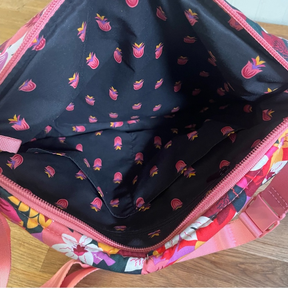 Vera Bradley Utility Crossbody Bag “Rosa Floral” - Picture 11 of 11